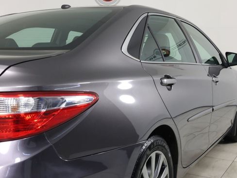 Used 2015 Toyota Camry XLE FWD image 42