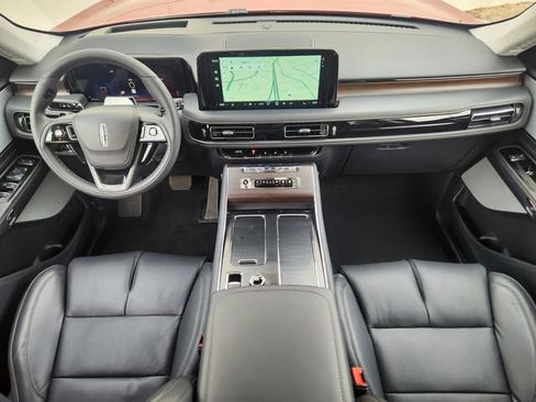 New 2026 Lincoln Aviator Reserve w/ Luxury Package image 11