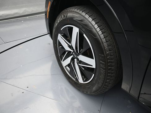 Used 2021 Kia Sorento EX w/ Panoramic Sunroof Package image 37