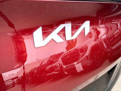 Used 2023 Kia Sportage SX FWD image 10