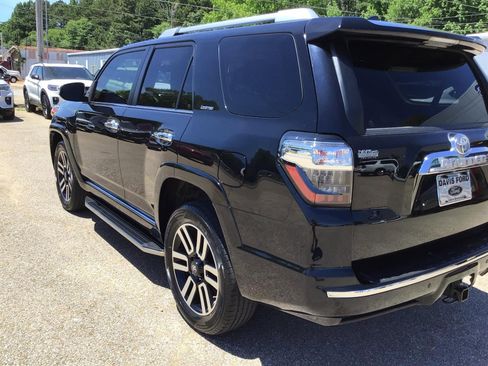 Used 2020 Toyota 4Runner Limited AWD/4WD image 11