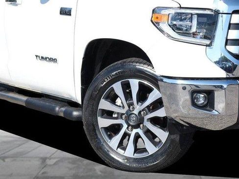 Used 2021 Toyota Tundra Limited w/ Limited Premium Package AWD/4WD image 3