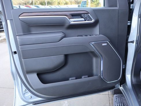 New 2026 GMC Sierra 1500 SLT w/ SLT Premium Plus Package image 12