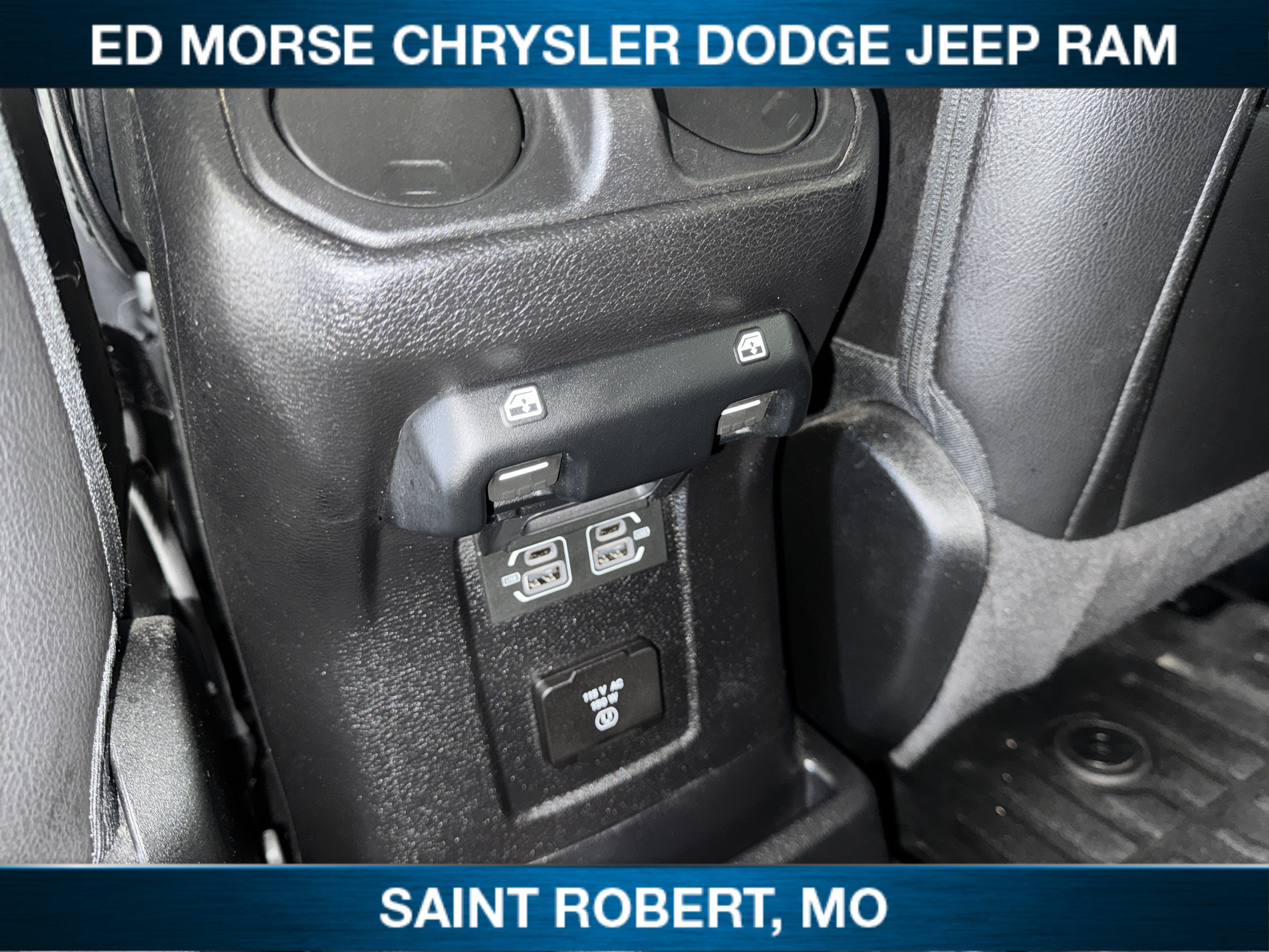 Used 2021 Jeep Wrangler Unlimited Sahara AWD/4WD image 18