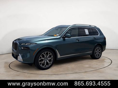 Used 2026 BMW X7 xDrive40i AWD/4WD image 7