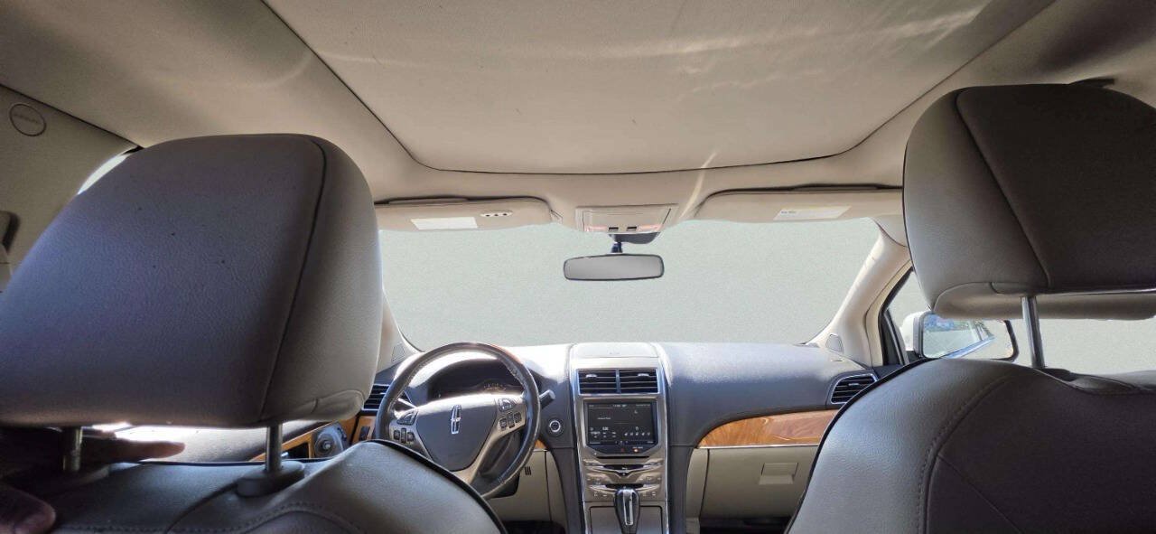 Used 2011 Lincoln MKX AWD w/ 102A Rapid Spec Order Code image 9