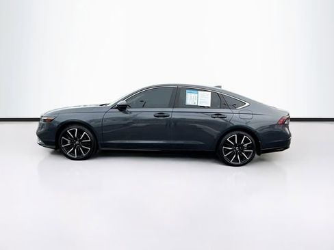 Used 2024 Honda Accord Touring image 4