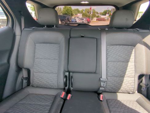 Used 2021 Chevrolet Equinox LT image 20