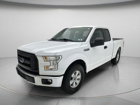 Used 2016 Ford F150 XL w/ Equipment Group 101A Mid RWD image 3