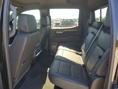 Certified 2025 Chevrolet Silverado 1500 High Country image 23