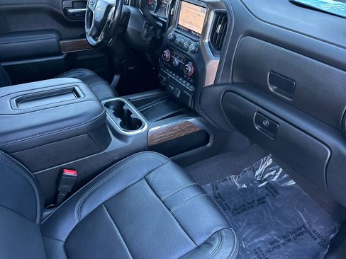 Used 2022 Chevrolet Silverado 1500 High Country w/ LPO, Dark Essentials Package image 19