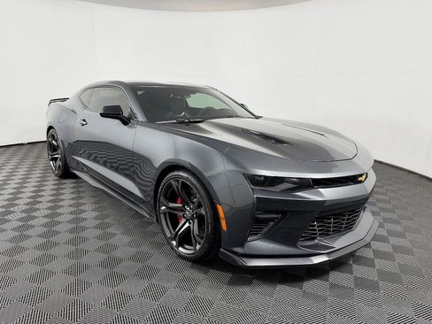 Used 2018 Chevrolet Camaro SS image 5