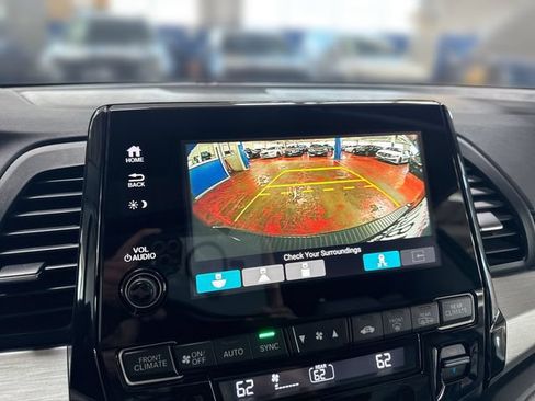 Used 2020 Honda Odyssey Touring image 24