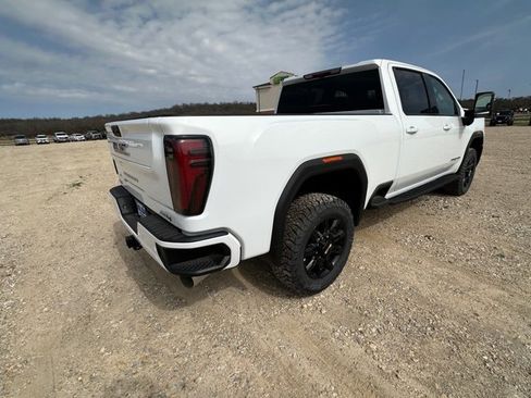 New 2026 GMC Sierra 2500 AT4 w/ AT4 Premium Plus Package image 5