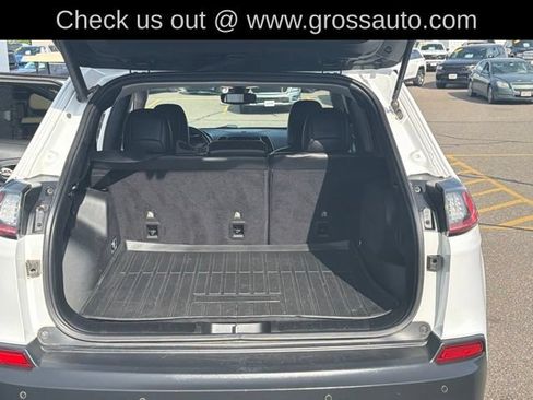 Used 2019 Jeep Cherokee Limited AWD/4WD image 31