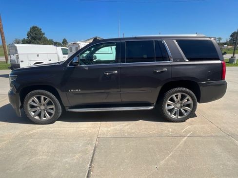 Used 2016 Chevrolet Tahoe LTZ AWD/4WD image 5