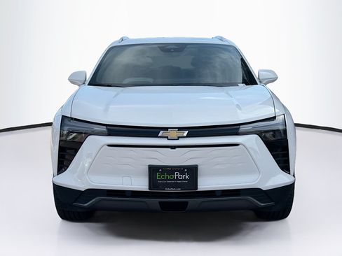 Used 2024 Chevrolet Blazer EV LT AWD/4WD image 2