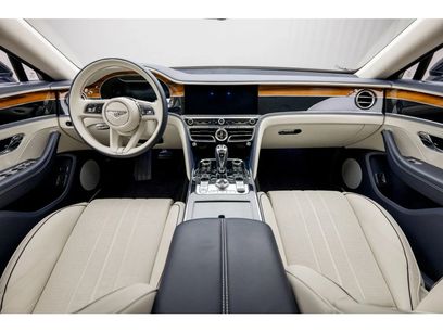 Certified 2023 Bentley Flying Spur V8