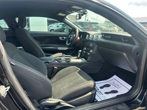 Used 2019 Ford Mustang Coupe w/ Black Accent Package RWD image 8