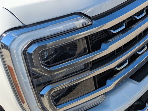 Certified 2024 Ford F250 Platinum image 10