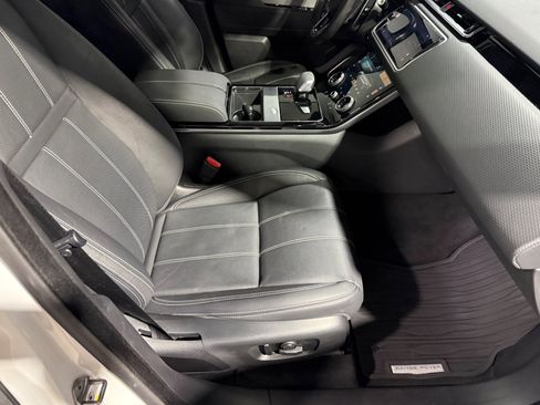 Used 2022 Land Rover Range Rover Velar R-Dynamic S AWD/4WD image 37