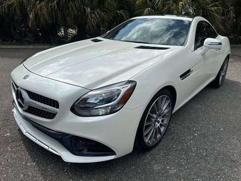 Used 2020 Mercedes-Benz SLC 300 image 1