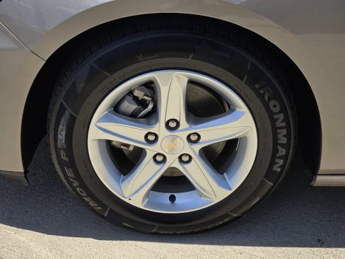 Used 2024 Chevrolet Malibu LS FWD image 7