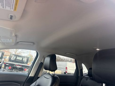 Used 2024 Ford Edge SEL w/ Convenience Package image 20