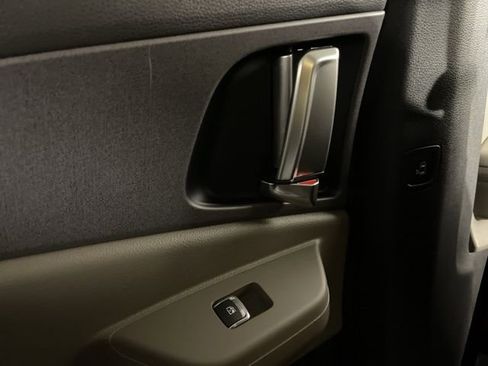 New 2026 Kia Carnival EX image 37