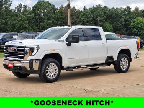 Used 2024 GMC Sierra 2500 SLE AWD/4WD image 4