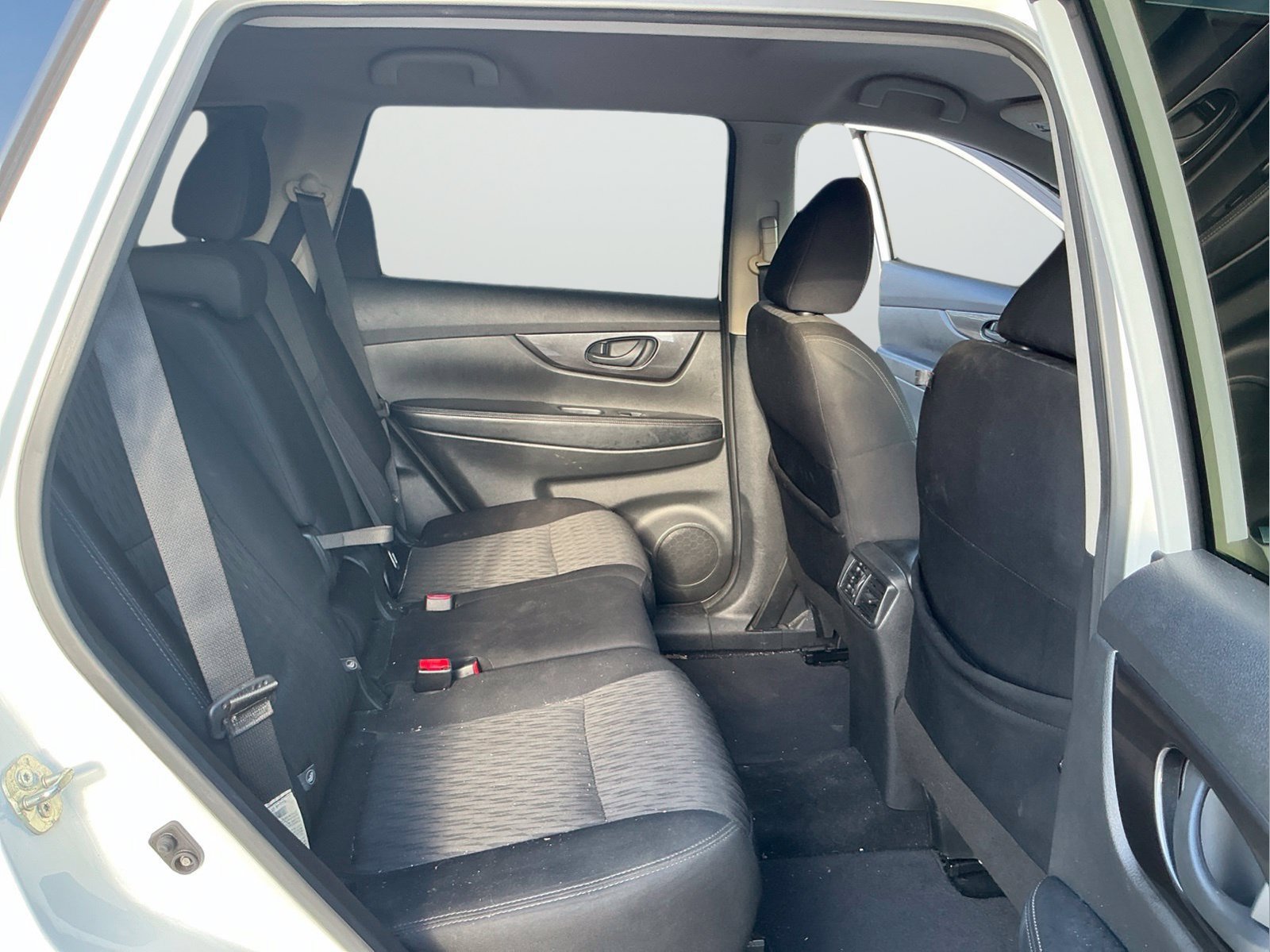 Certified 2020 Nissan Rogue S FWD image 14