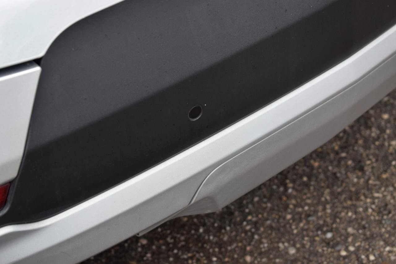 Used 2020 Chevrolet Blazer LT FWD image 13