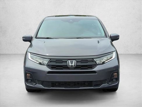 Certified 2025 Honda Odyssey EX-L image 2