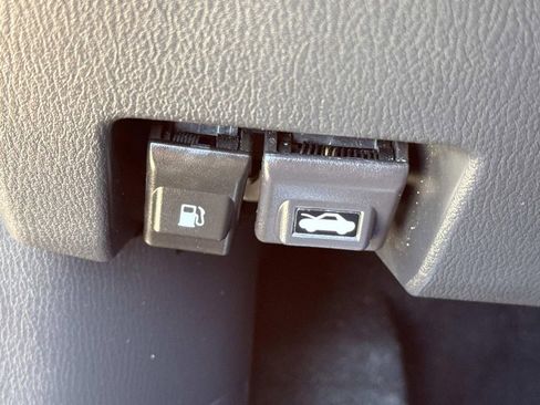 Used 2021 MAZDA CX-5 Touring image 43