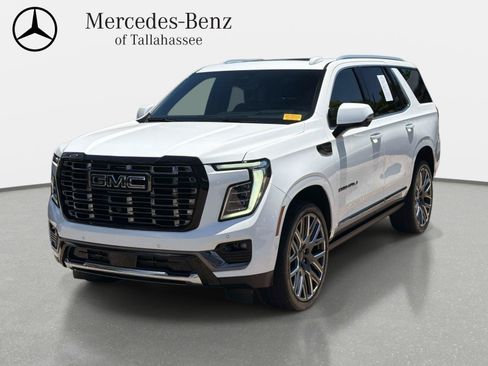 Used 2025 GMC Yukon Denali Ultimate AWD/4WD image 1