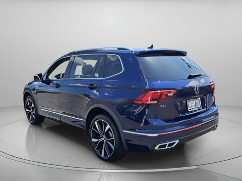 Certified 2024 Volkswagen Tiguan SEL R-Line AWD/4WD image 3