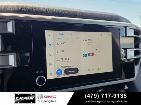 Used 2025 Toyota Sequoia SR5 AWD/4WD image 16