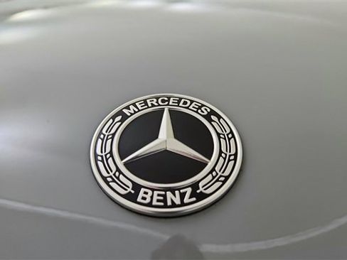 Used 2024 Mercedes-Benz GLS 450 4MATIC image 16