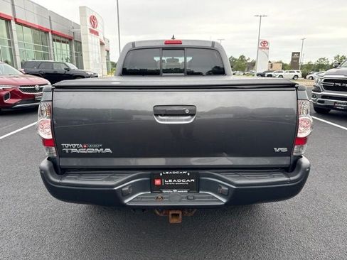 Used 2013 Toyota Tacoma 4x4 Double Cab w/ TRD Sport Pkg image 10