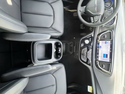 New 2026 Chrysler Pacifica Select w/ S Appearance Package FWD image 14