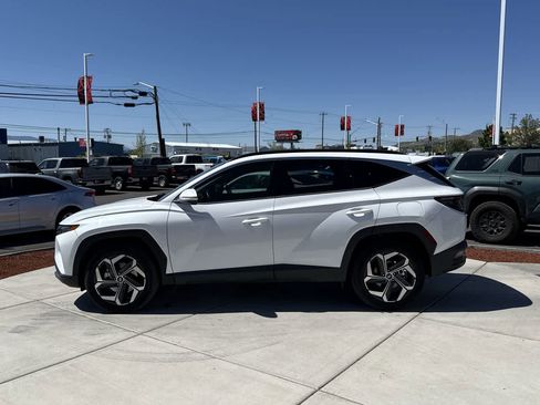 Used 2022 Hyundai Tucson Limited w/ Cargo Package AWD/4WD image 2