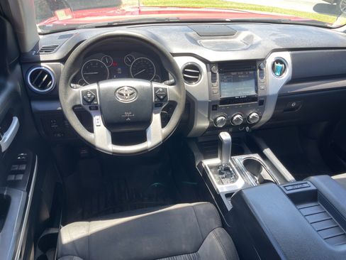 Used 2017 Toyota Tundra SR5 w/ SR5 Upgrade Package RWD image 4