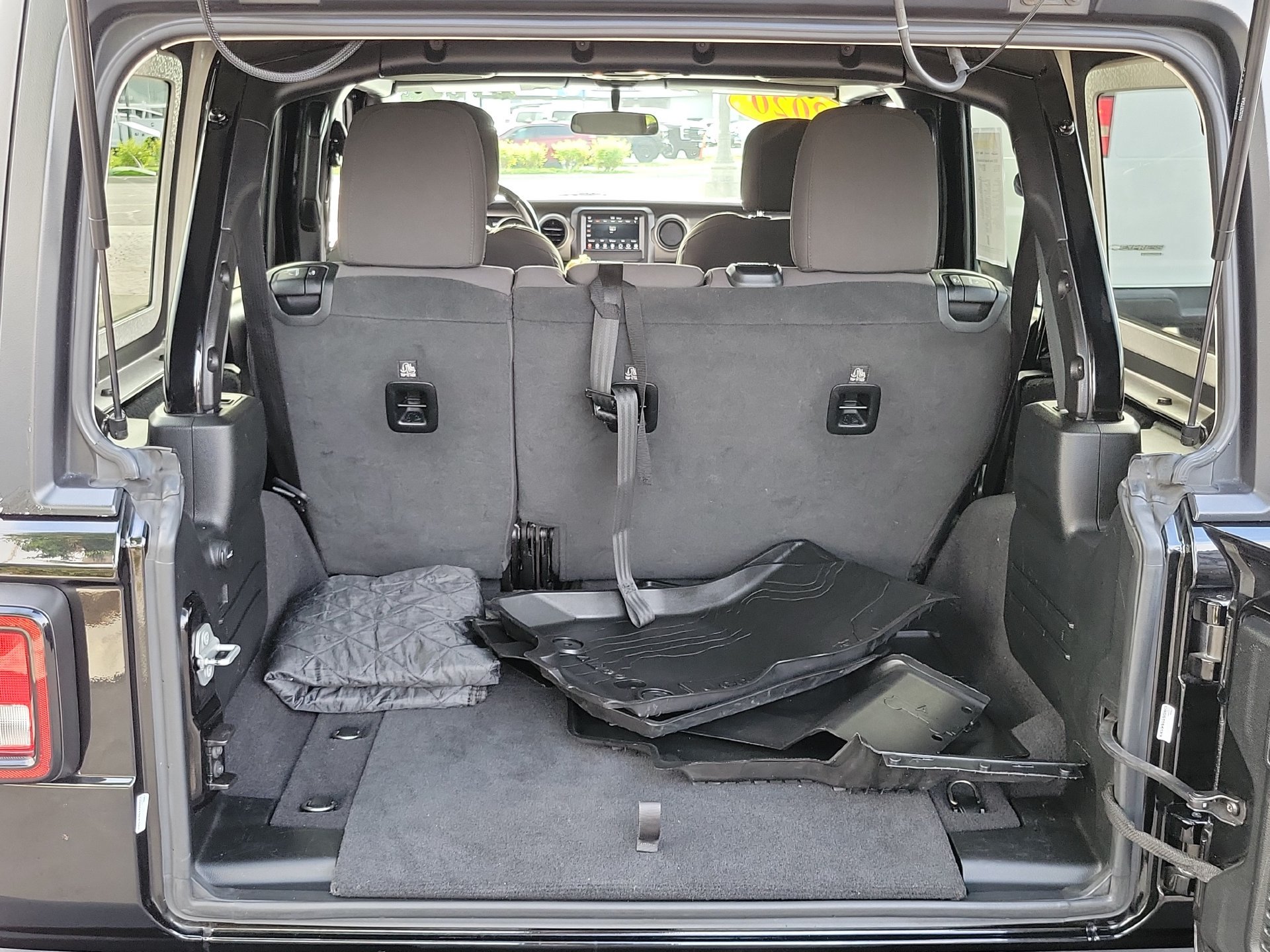 Certified 2020 Jeep Wrangler Unlimited Sport AWD/4WD image 19