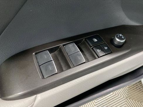 Certified 2023 Toyota Camry XLE image 17