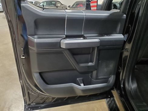 Used 2018 Ford F150 XLT w/ Equipment Group 301A Mid AWD/4WD image 26