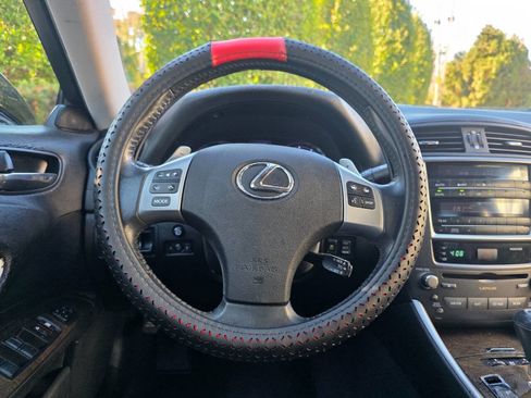 Used 2011 Lexus IS 250 image 18