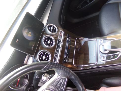 Used 2016 Mercedes-Benz GLC 300 image 57