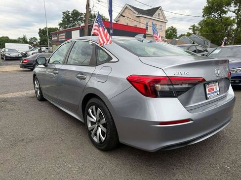 Used 2022 Honda Civic LX image 8
