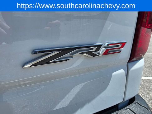 Certified 2025 Chevrolet Silverado 1500 ZR2 w/ Technology Package AWD/4WD image 38