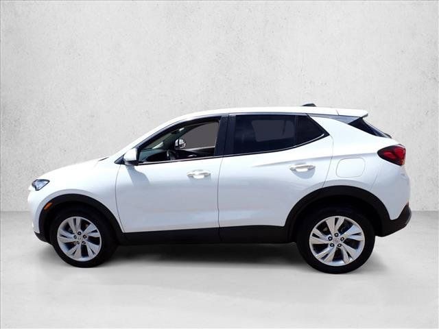 Used 2024 Buick Encore GX Preferred w/ Comfort Package FWD image 2